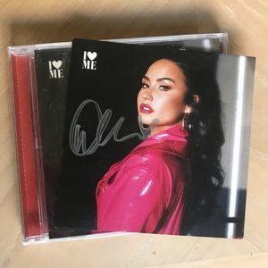 DEMI LOVATO Autographed I Love Me CD NEW NWT
